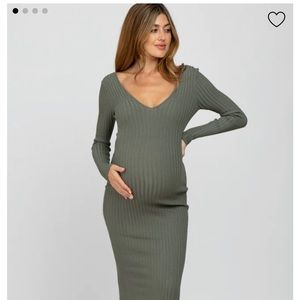 Fitted maternity dress